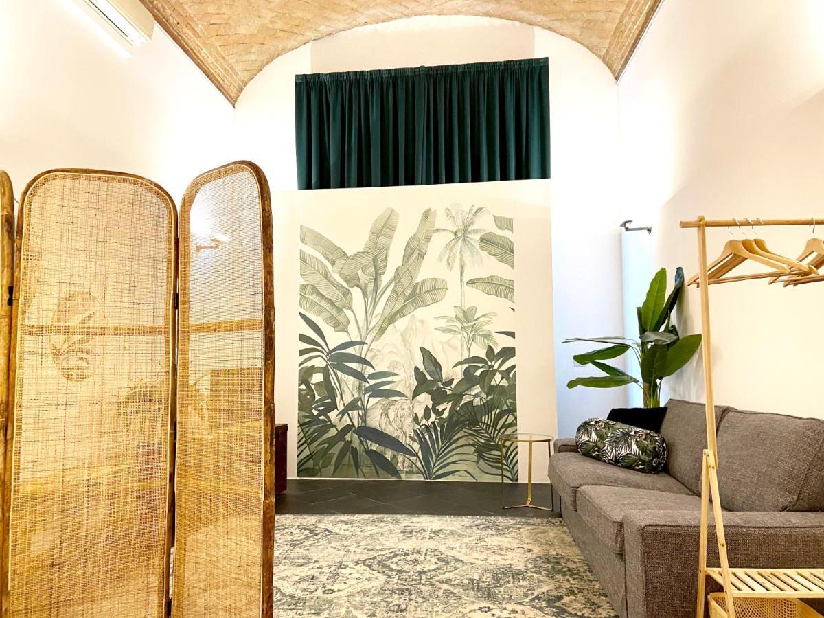 The Jungle Apartment Parma Exterior photo